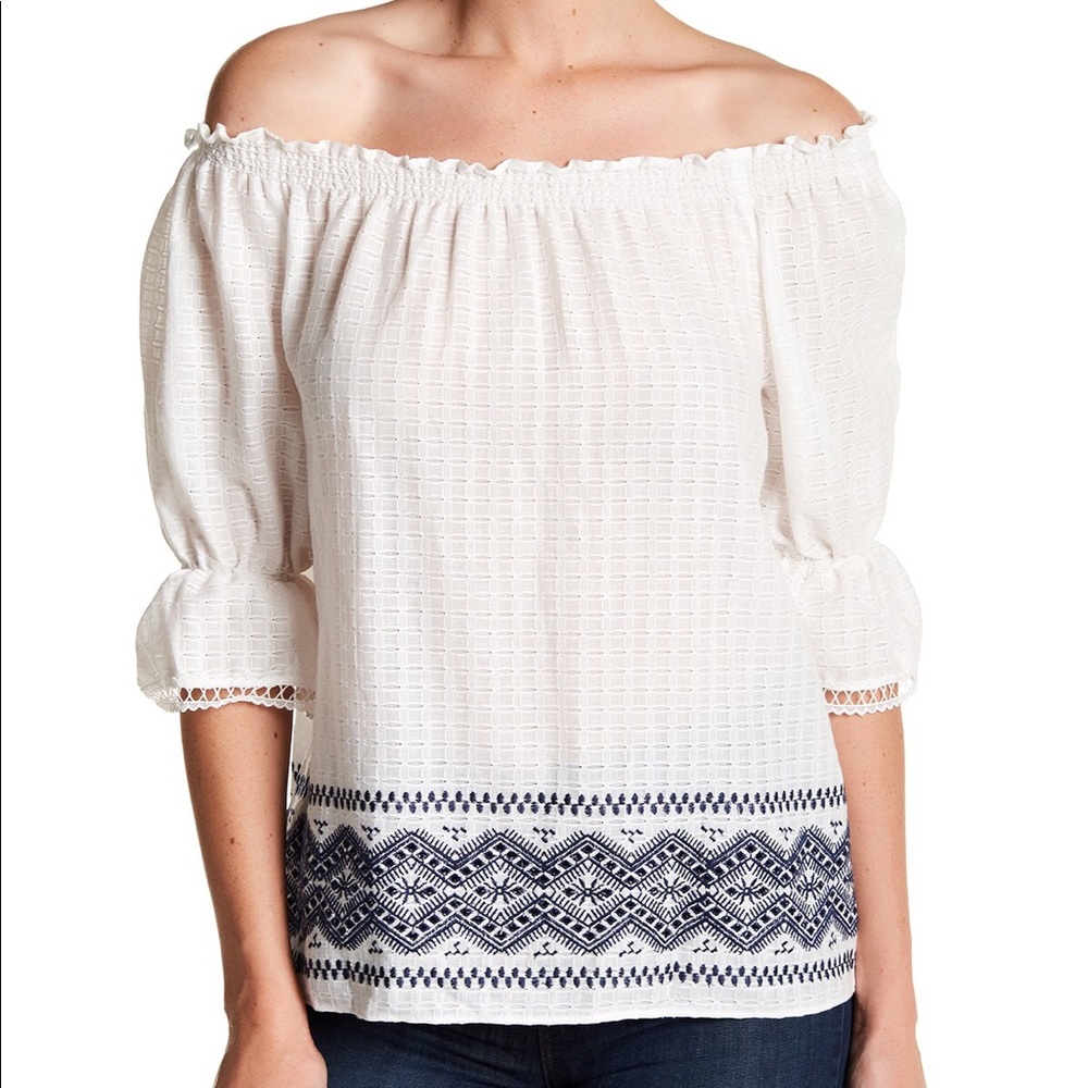 NWT Max Studio Embroidered Gauze Blouse